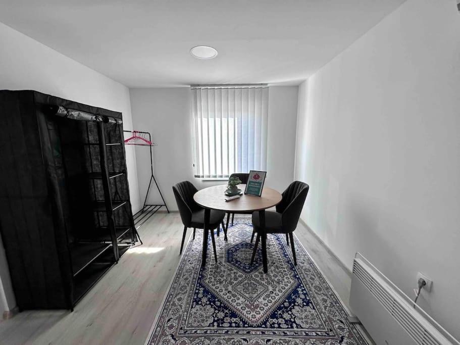 Apartment Easy Go Sarajevo Esterno foto